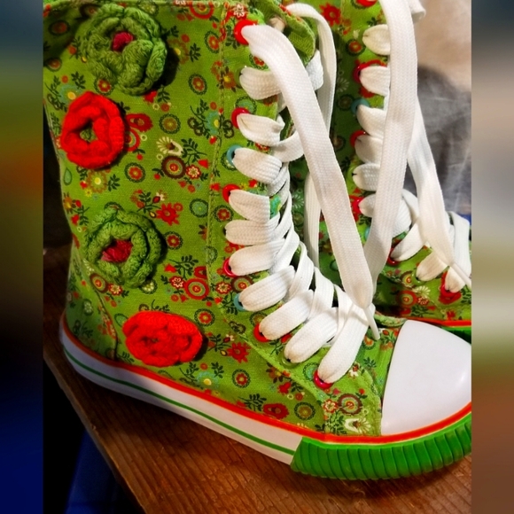 The Children's Place Other - Childrens Place green and orange mid calf lace up sneakers with flowers